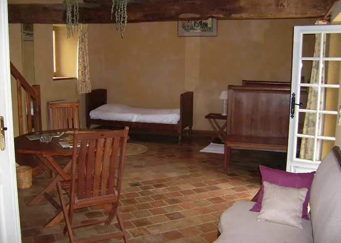 D'hote Au Domaine De La Miottiere Bed & Breakfast